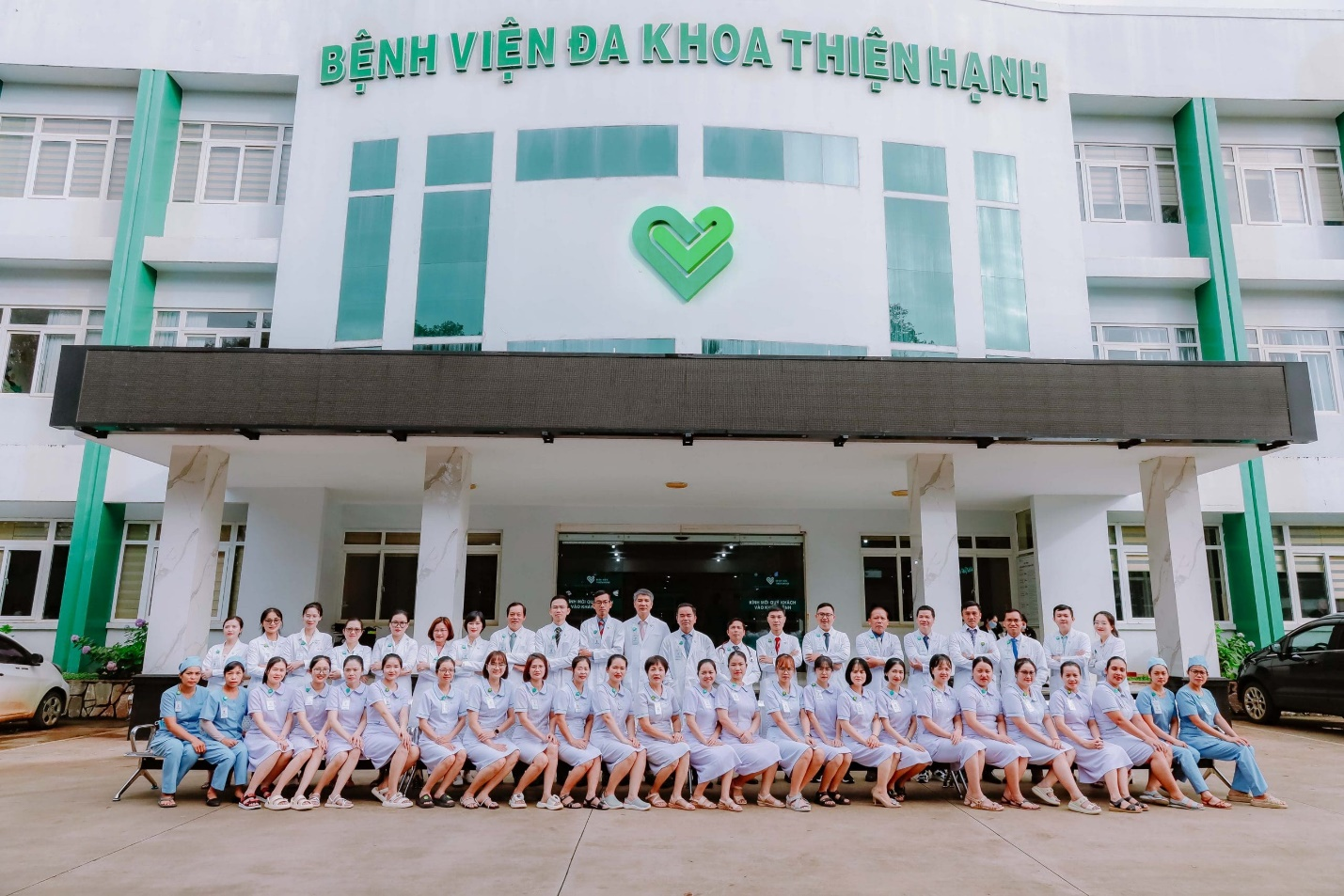 Hội thảo khoa học quy tụ đông đảo bác sĩ, nhân viên y tế đến từ Bệnh viện Thiện Hạnh và nhiều cơ sở y tế trên địa bàn. Hội thảo khoa học quy tụ đông đảo bác sĩ, nhân viên y tế đến từ Bệnh viện Thiện Hạnh và nhiều cơ sở y tế trên địa bàn.