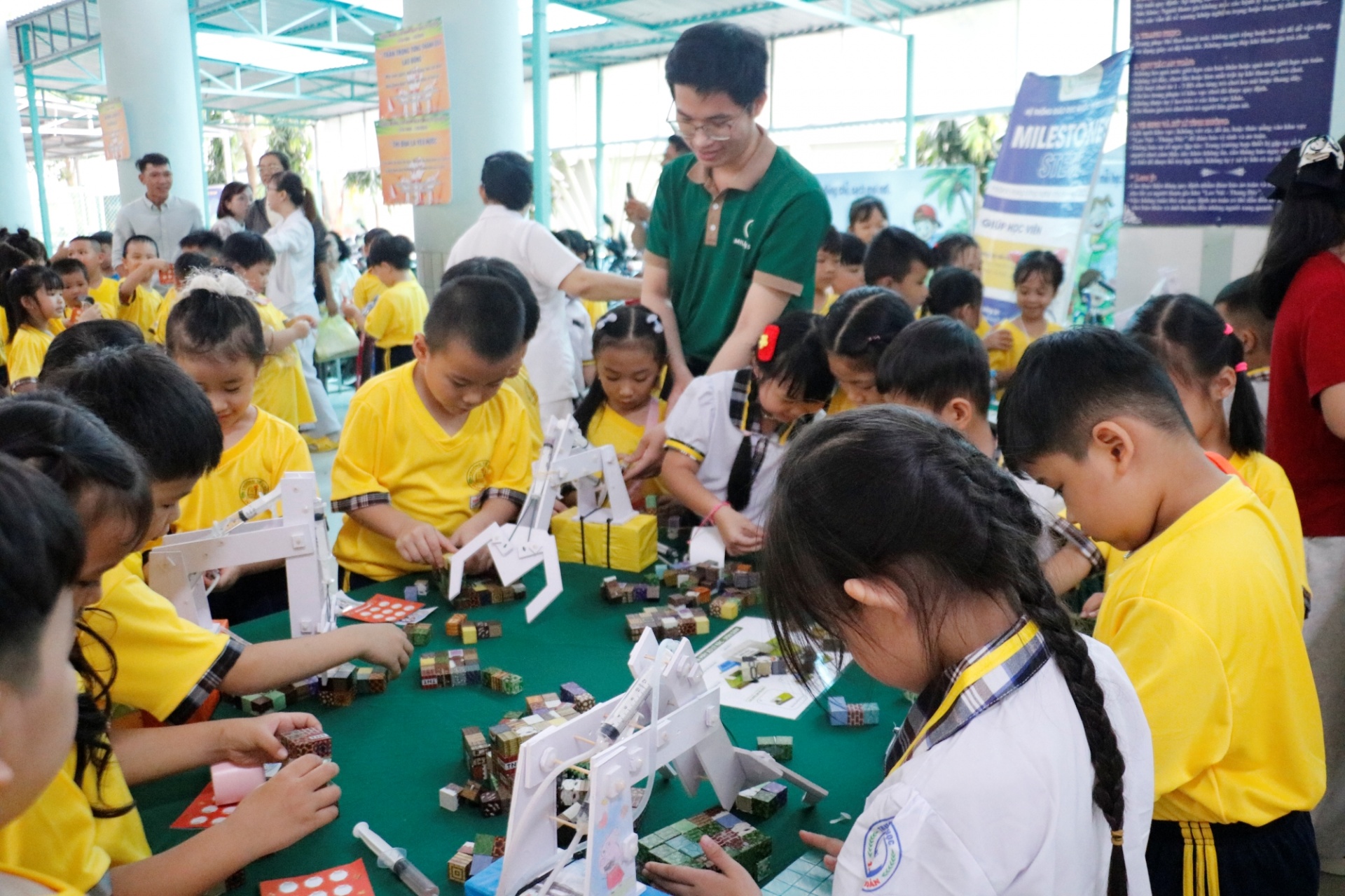 Cần Thơ: Nhiều đổi mới trong cách đón tiếp học sinh lớp 1 tựu trường
