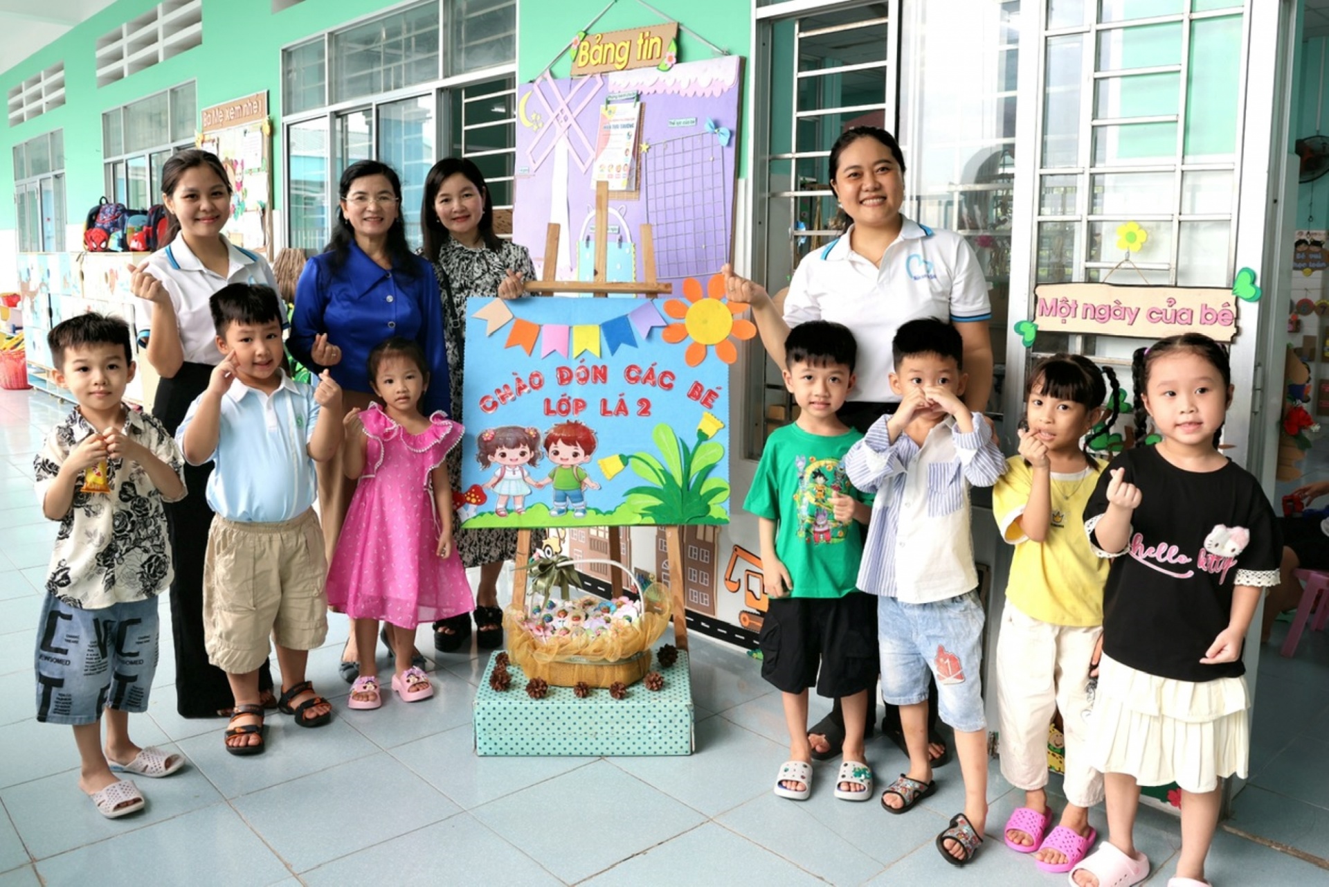Cần Thơ: Nhiều đổi mới trong cách đón tiếp học sinh lớp 1 tựu trường