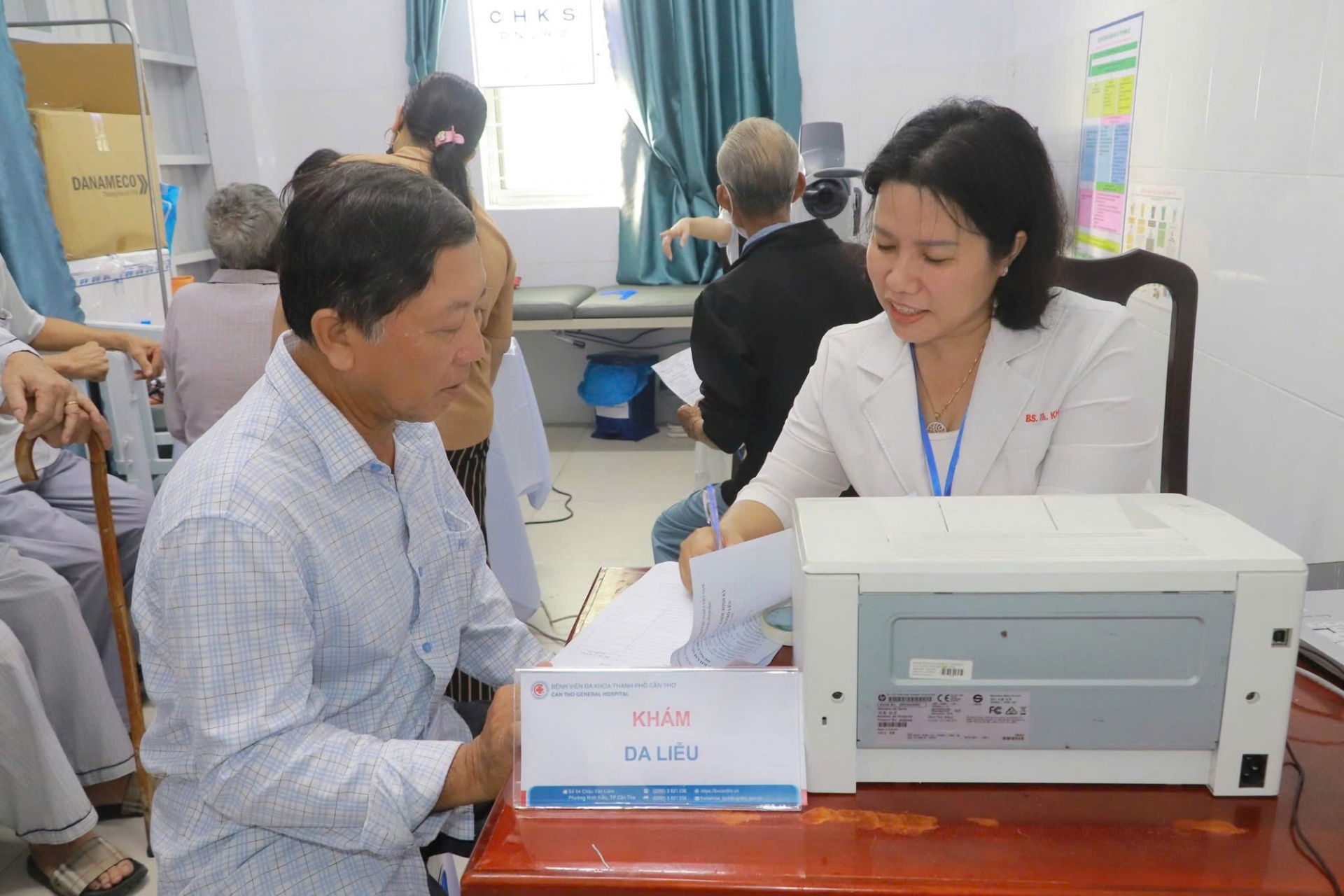 Cần Thơ: Khám sức khỏe miễn phí cho hơn 10.000 người dân xã Cờ Đỏ