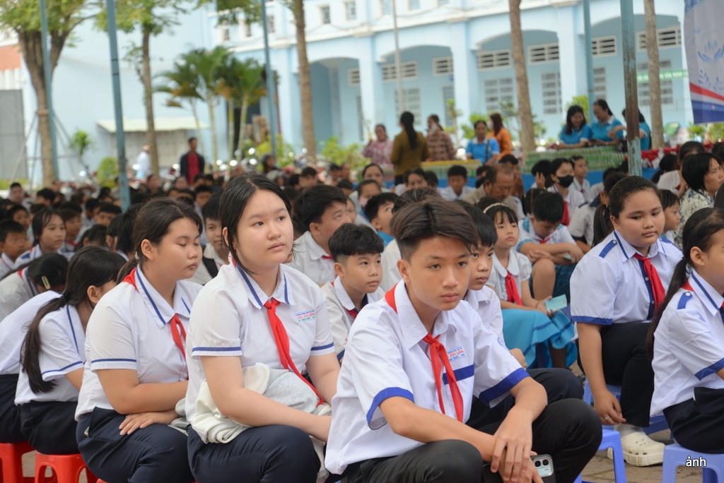 Phường Ô Môn (Cần Thơ) - Kết nối yêu thương, tiếp sức đến trường