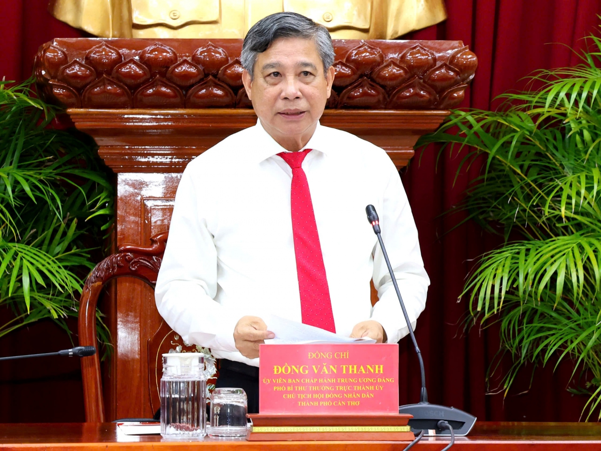 Cần Thơ công bố quyết định đổi tên Ban Tuyên giáo và Dân vận Thành ủy và công tác cán bộ Cần Thơ công bố quyết định đổi tên Ban Tuyên giáo và Dân vận Thành ủy và công tác cán bộ