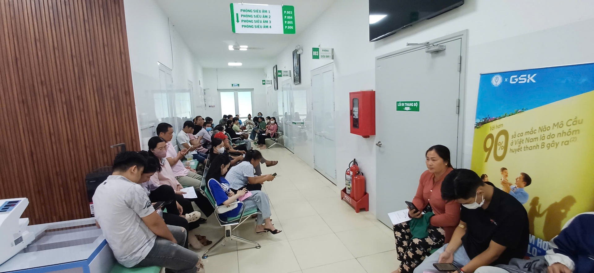 Hơn 1.000 ca bệnh được Bệnh viện Quân y 121 khám mỗi ngày dịp Lễ 2-9 Hơn 1.000 ca bệnh được Bệnh viện Quân y 121 khám mỗi ngày dịp Lễ 2-9