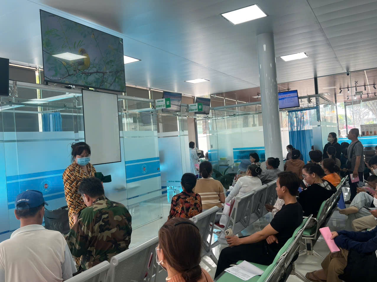 Hơn 1.000 ca bệnh được Bệnh viện Quân y 121 khám mỗi ngày dịp Lễ 2-9 Hơn 1.000 ca bệnh được Bệnh viện Quân y 121 khám mỗi ngày dịp Lễ 2-9