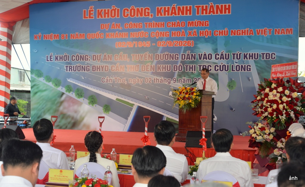 Khởi công dự án cầu, đường dẫn kết nối hai khu tái định cư tại Cần Thơ