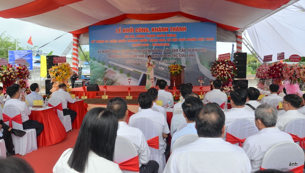 Khởi công dự án cầu, đường dẫn kết nối hai khu tái định cư tại Cần Thơ