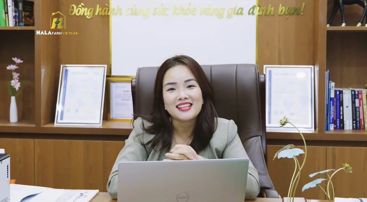  Chị Nguyễn Lan, Giám đốc HTX Hala Farm Việt Nam, giới thiệu định hướng phát triển các sản phẩm nông nghiệp chế biến sâu.