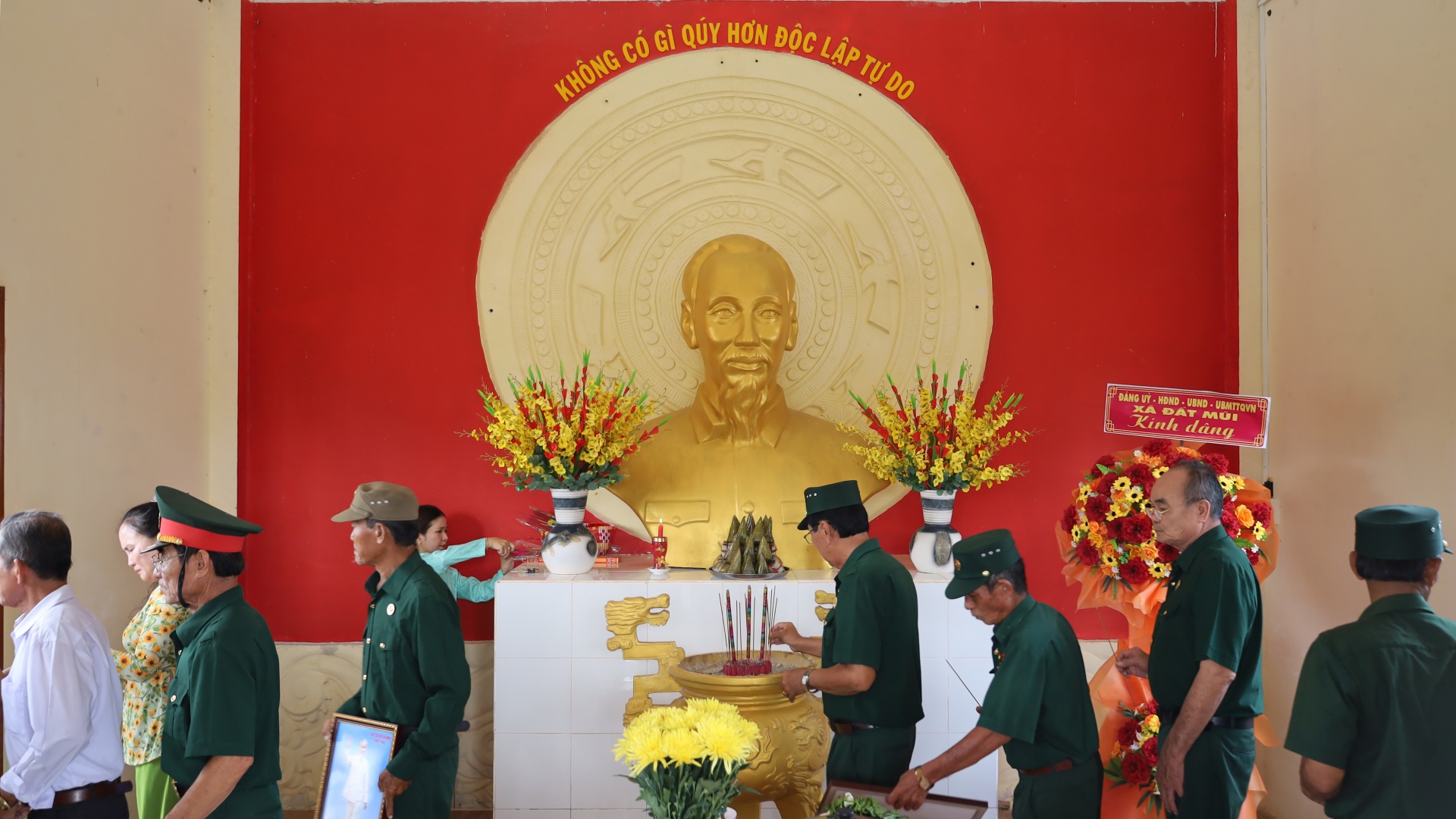 Bác Hồ trong lòng người dân Đất Mũi Cà Mau