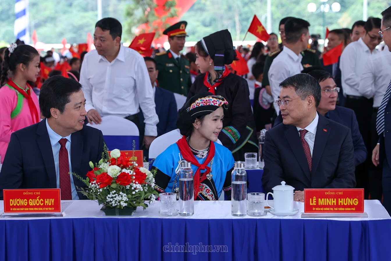  Thủ tướng Chính phủ Lê Minh Hưng dự lễ khai giảng năm học 2026-2027 tại điểm cầu chính, Trường Phổ thông nội trú Tiểu học và Trung học cơ sở Mường Khương (xã Mường Khương, tỉnh Lào Cai) - Ảnh: chinhphu.vn