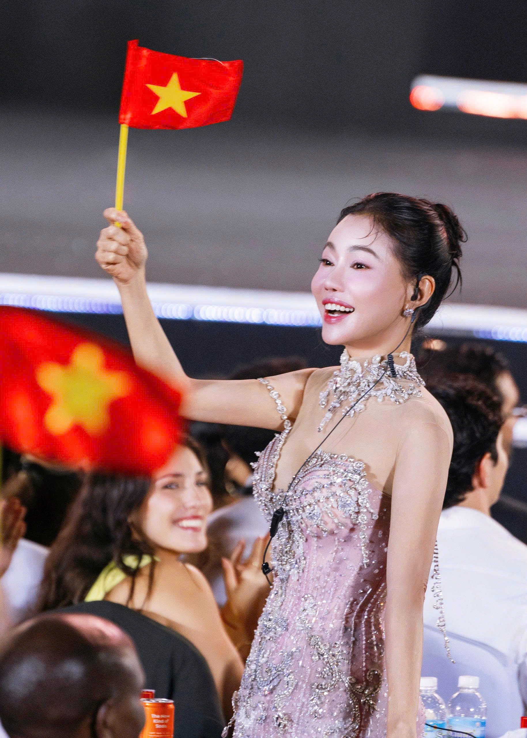 Danh hiệu Miss World lần thứ 73 thuộc về Dominican Republic