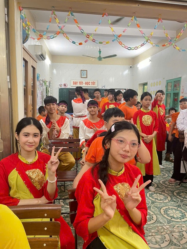 Ở một ngôi trường khai giảng muộn Ở một ngôi trường khai giảng muộn