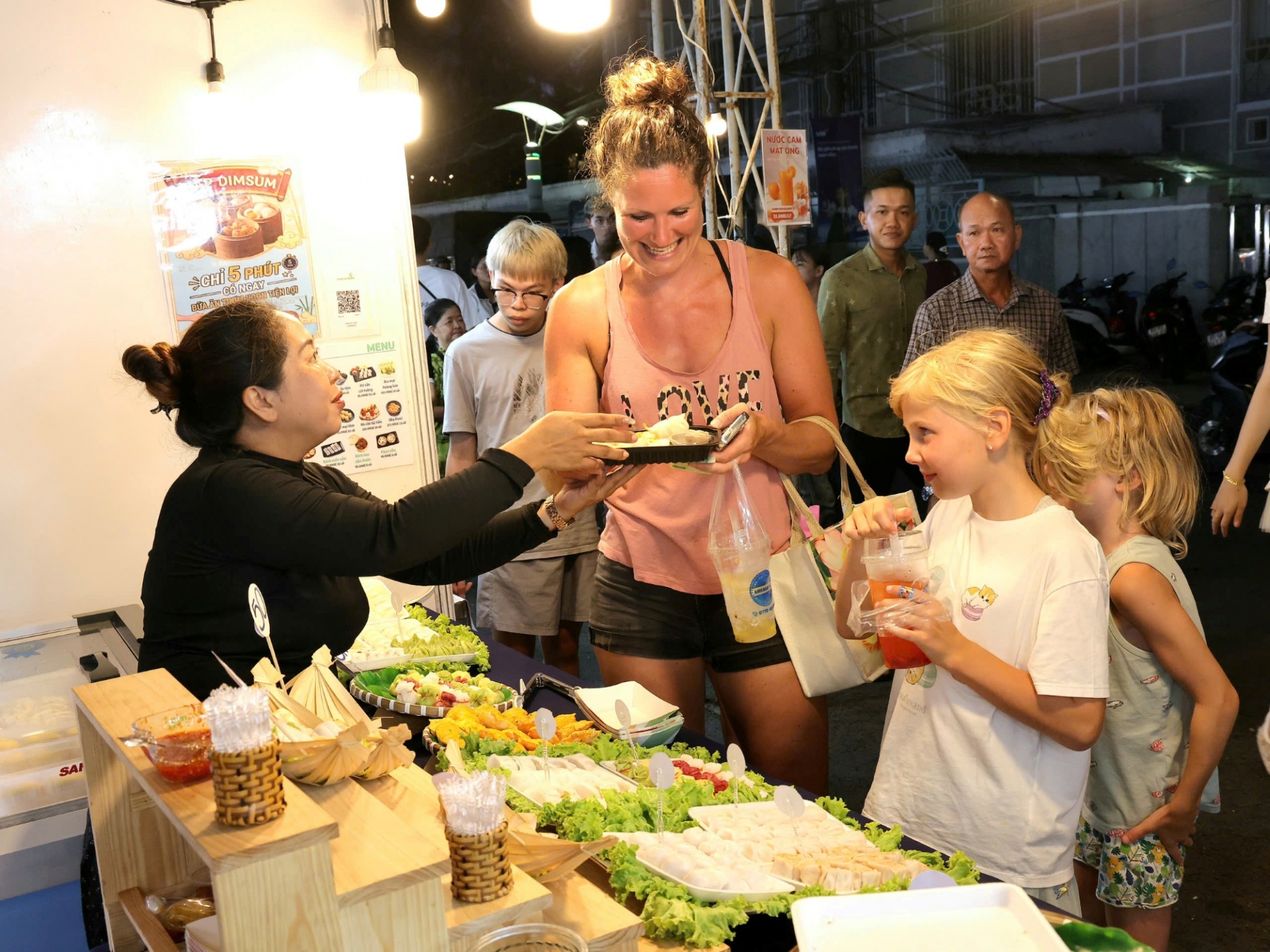 Huyền thoại ẩm thực quốc tế Chef Martin Yan dự kiến xuất hiện tại Tuần lễ mua sắm và ẩm thực Cần Thơ