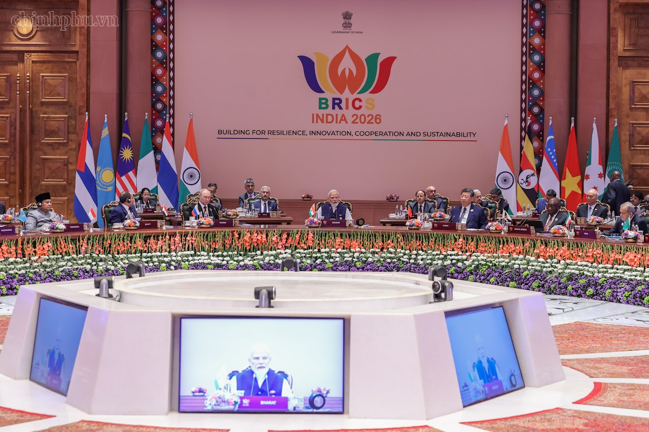   Phiên họp Hội nghị thượng đỉnh BRICS lần thứ 18 về “Tự cường, đổi mới sáng tạo, hợp tác và phát triển bền vững: Định hình tương lai tăng trưởng bao trùm toàn cầu” - Ảnh: chinhphu.vn