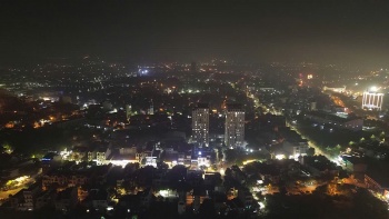Những con đường “chờ ánh sáng”