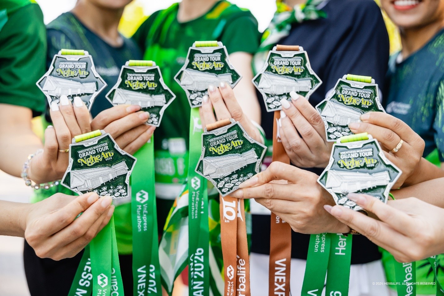 Herbalife Việt Nam tiếp tục phối hợp với VnExpress để khuyến khích lối sống lành mạnh với tư cách là Nhà tài trợ Kim cương cho giải VnExpress Marathon Herbalife Việt Nam tiếp tục phối hợp với VnExpress để khuyến khích lối sống lành mạnh với tư cách là Nhà tài trợ Kim cương cho giải VnExpress Marathon