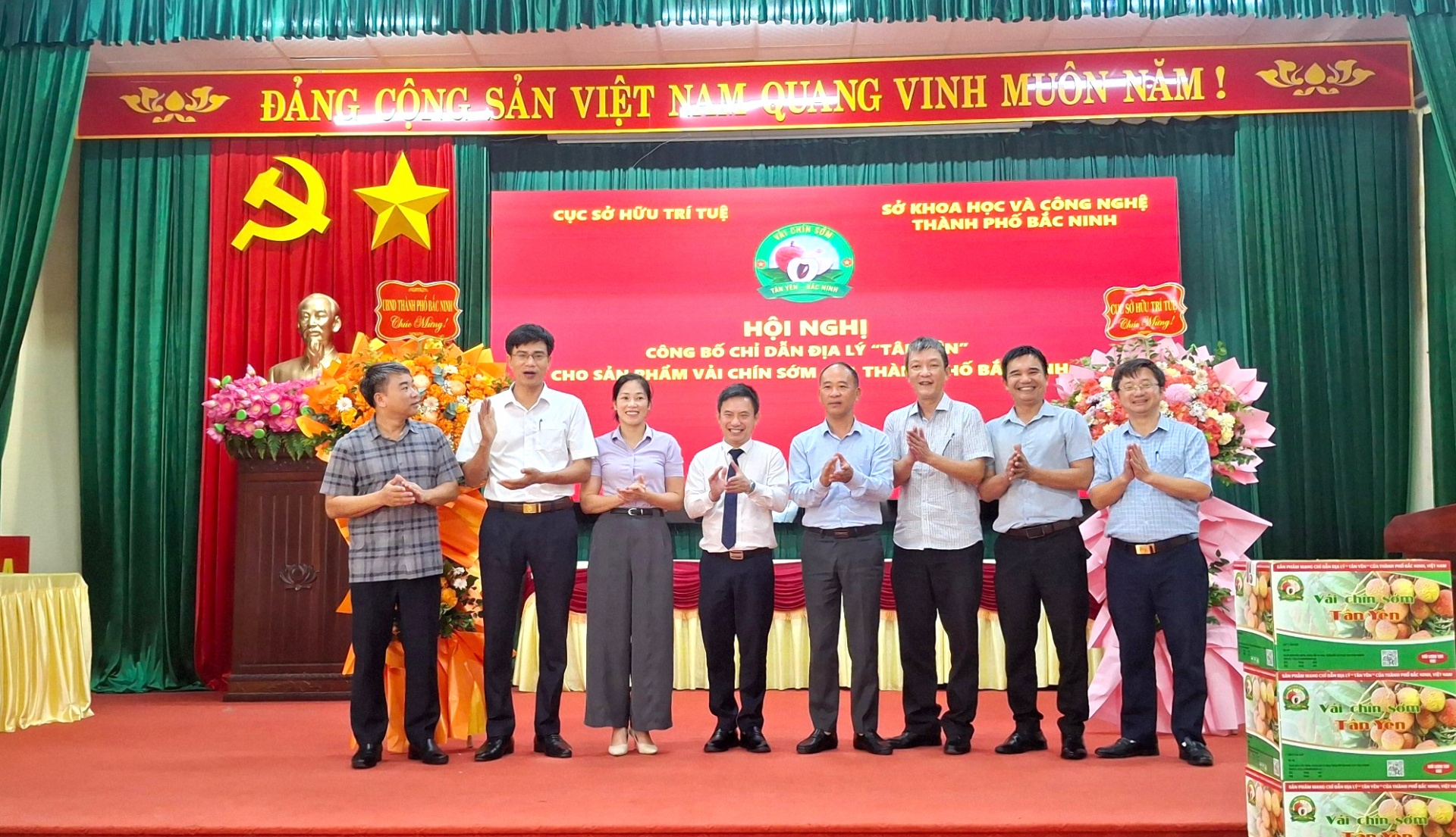 Công bố chỉ dẫn địa lý “Tân Yên” cho sản phẩm vải chín sớm của thành phố Bắc Ninh