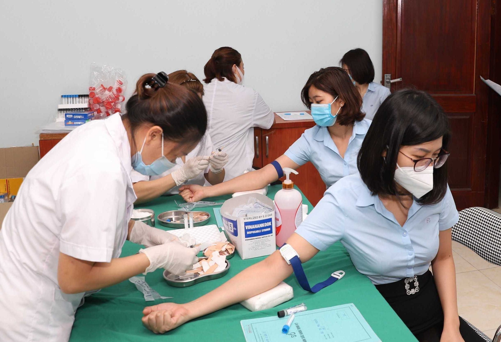 Cập nhật dữ liệu Sổ sức khỏe điện tử - Không để người dân phải khám xét lại khi dữ liệu cũ vẫn còn giá trị.