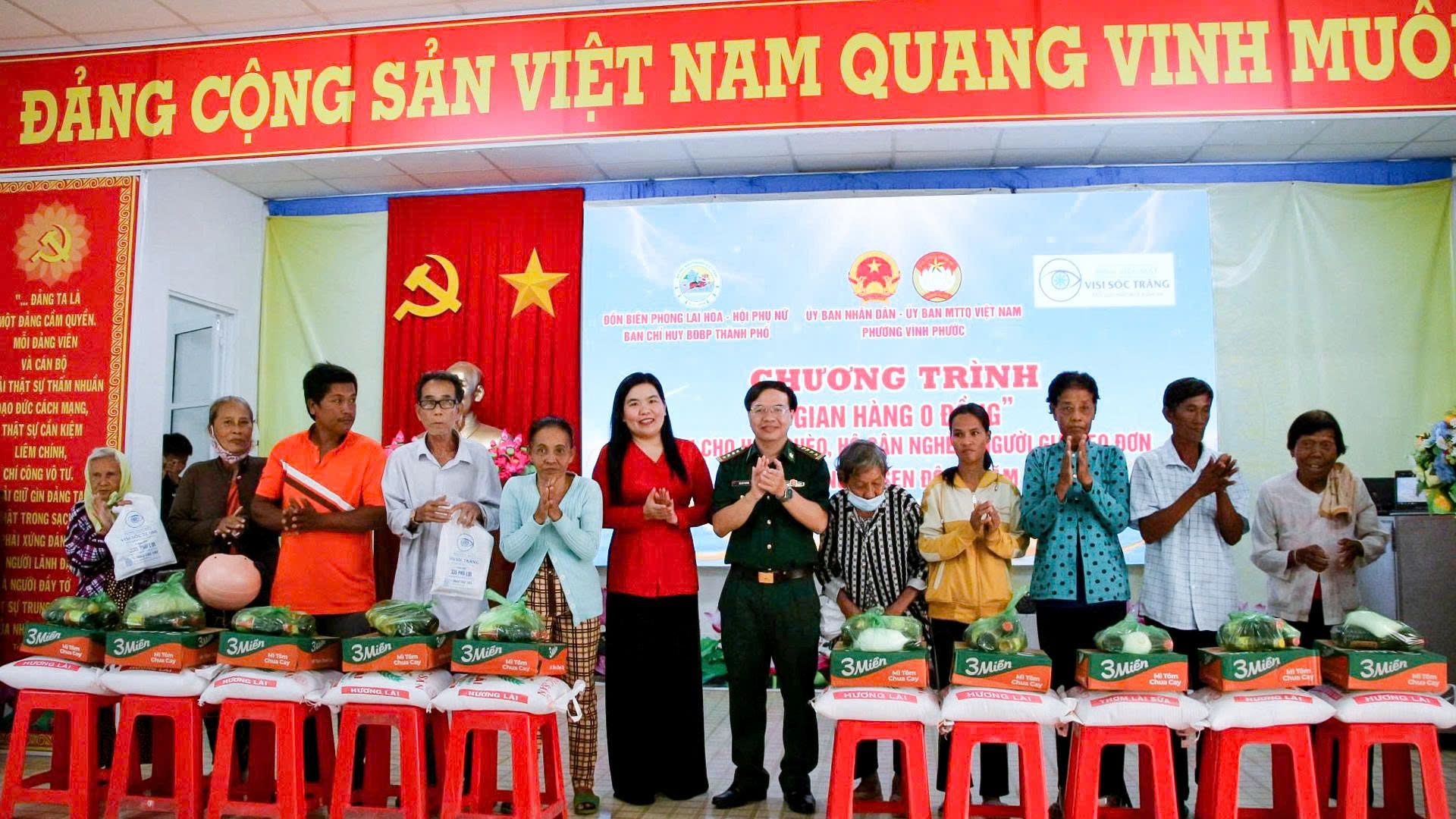 Cần Thơ: “Gian hàng 0 đồng” mừng lễ Sen Đolta Cần Thơ: “Gian hàng 0 đồng” mừng lễ Sen Đolta