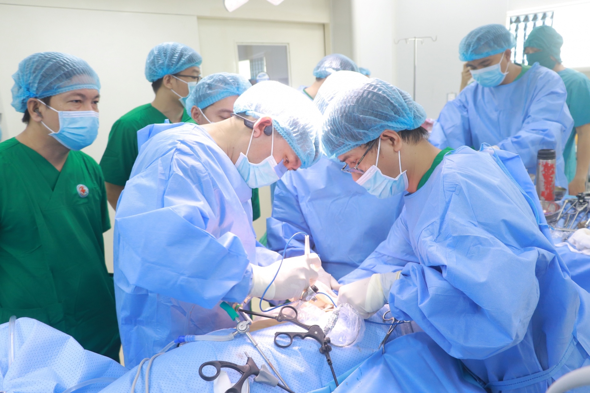 Bệnh viện Đa khoa TP. Cần Thơ nhận chuyển giao thành công 2 ca ghép thận trong 1 ngày Bệnh viện Đa khoa TP. Cần Thơ nhận chuyển giao thành công 2 ca ghép thận trong 1 ngày