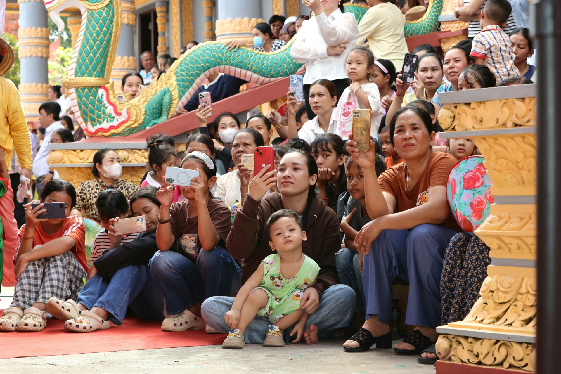 Cần Thơ mừng Lễ Sene Dolta của đồng bào Khmer Cần Thơ mừng Lễ Sene Dolta của đồng bào Khmer