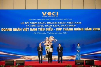 chu tich ttc energy dang huynh anh tuan duoc vinh danh doanh nhan viet nam tieu bieu cup thanh giong 2026