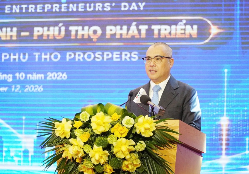 Đồng chí Phạm Đại Dương, Ủy viên Ban Chấp hành Trung ương Đảng, Bí thư Tỉnh ủy, Trưởng Đoàn ĐBQH tỉnh phát biểu chỉ đạo tại chương trình gặp mặt. Đồng chí Phạm Đại Dương, Ủy viên Ban Chấp hành Trung ương Đảng, Bí thư Tỉnh ủy, Trưởng Đoàn ĐBQH tỉnh phát biểu chỉ đạo tại chương trình gặp mặt.