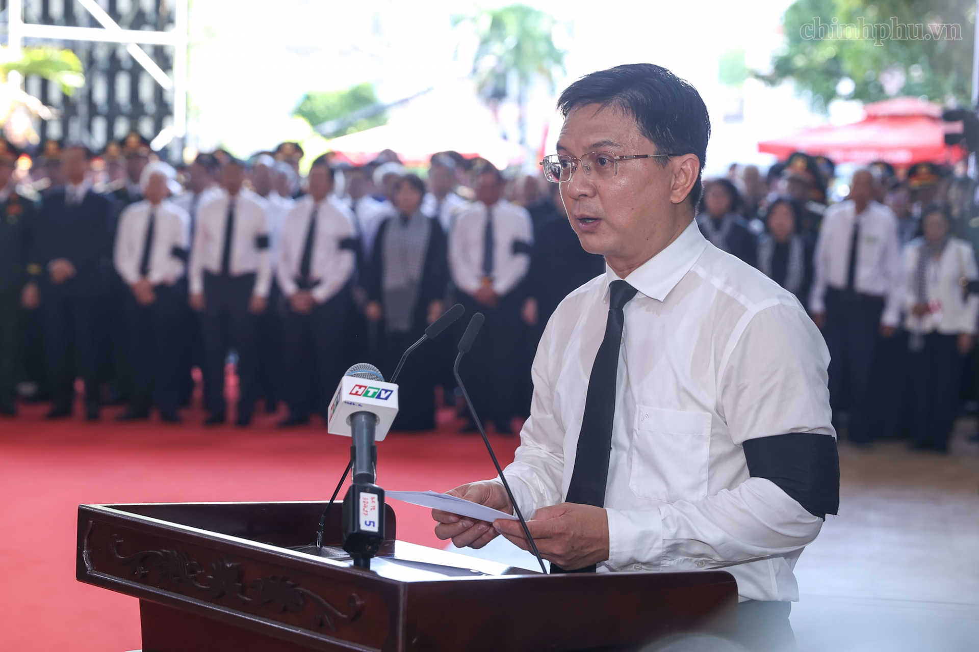 Đồng chí Nguyễn Mạnh Cường, Ủy viên dự khuyết Ban Chấp hành Trung ương Đảng, Ủy viên Ban Thường vụ Thành ủy, Phó Chủ tịch UBND, Trưởng Ban Chỉ đạo về tìm kiếm quy tập và xác định danh tính hài cốt liệt sĩ Thành phố Hồ Chí Minh đọc lời điếu - Ảnh: chinhphu.vn Đồng chí Nguyễn Mạnh Cường, Ủy viên dự khuyết Ban Chấp hành Trung ương Đảng, Ủy viên Ban Thường vụ Thành ủy, Phó Chủ tịch UBND, Trưởng Ban Chỉ đạo về tìm kiếm quy tập và xác định danh tính hài cốt liệt sĩ Thành phố Hồ Chí Minh đọc lời điếu - Ảnh: chinhphu.vn