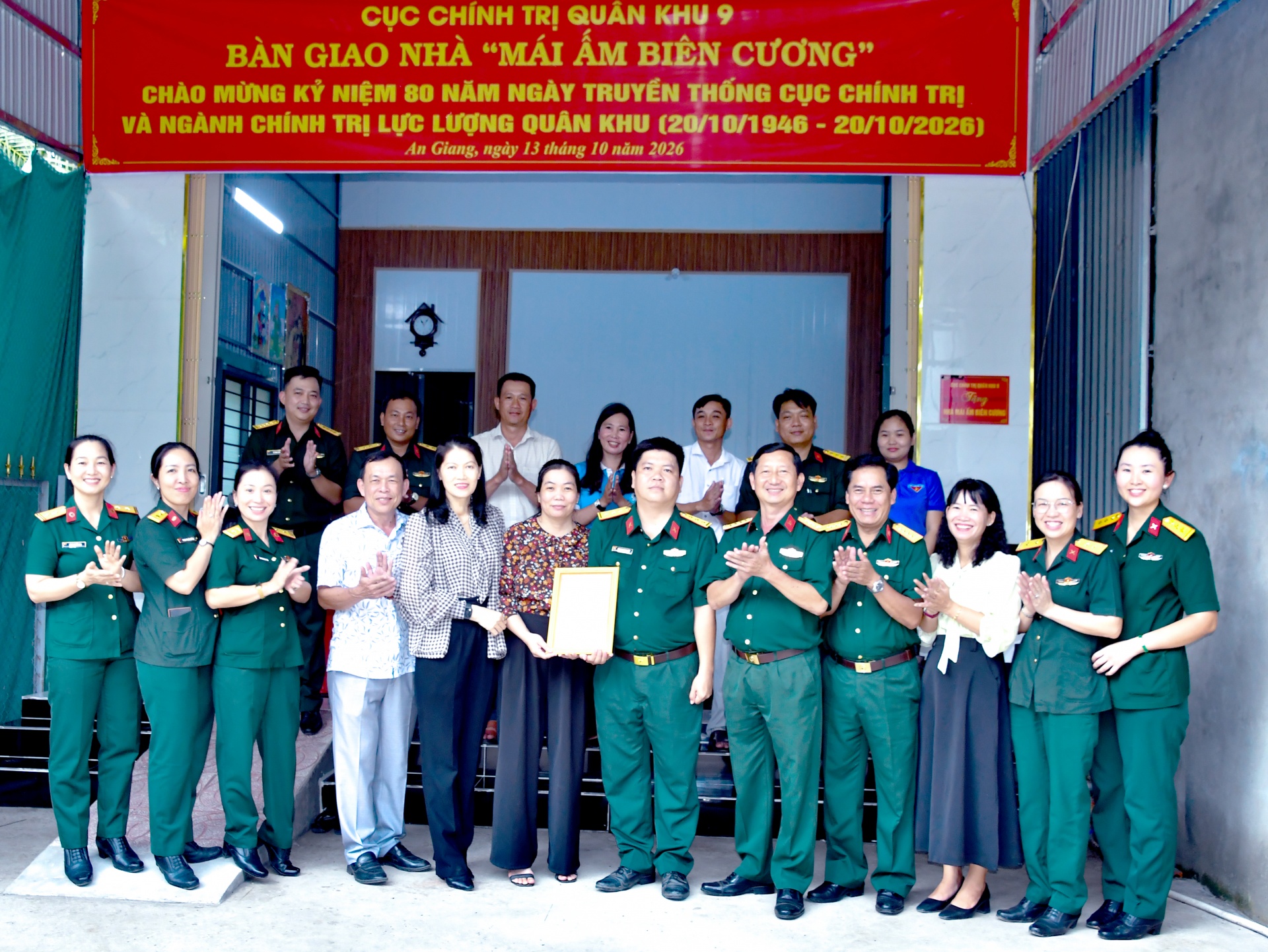 Ấm tình phụ nữ vùng biên cương