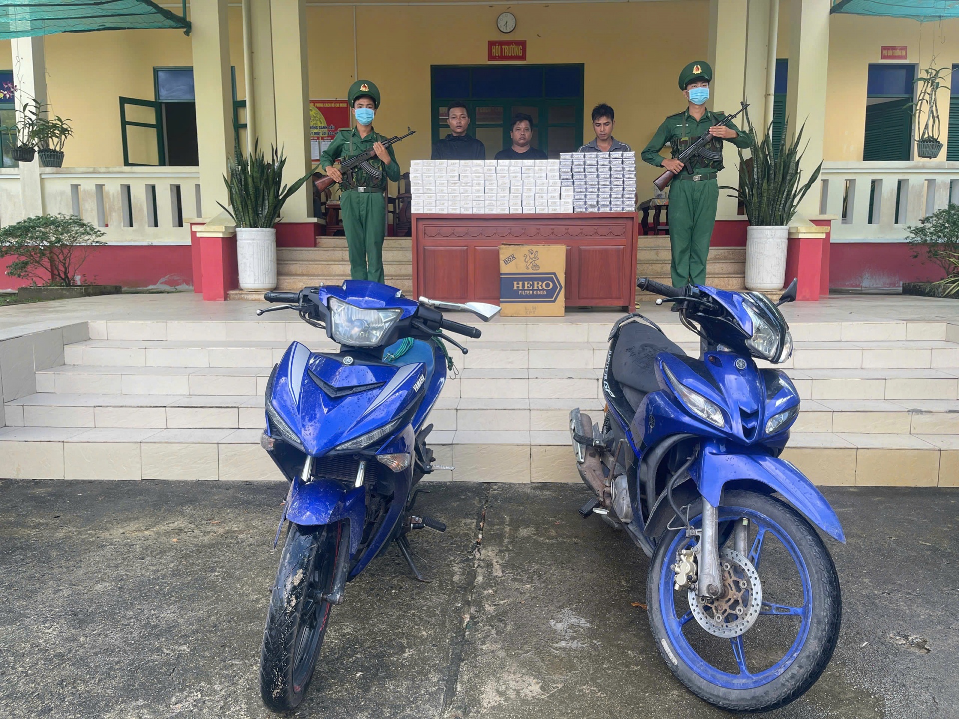 Biên phòng An Giang phát hiện vận chuyển 1.500 bao thuốc lá lậu