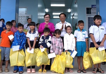 Nhiều hoạt động ý nghĩa của Trường Đại học Y Dược Cần Thơ tại Cà Mau