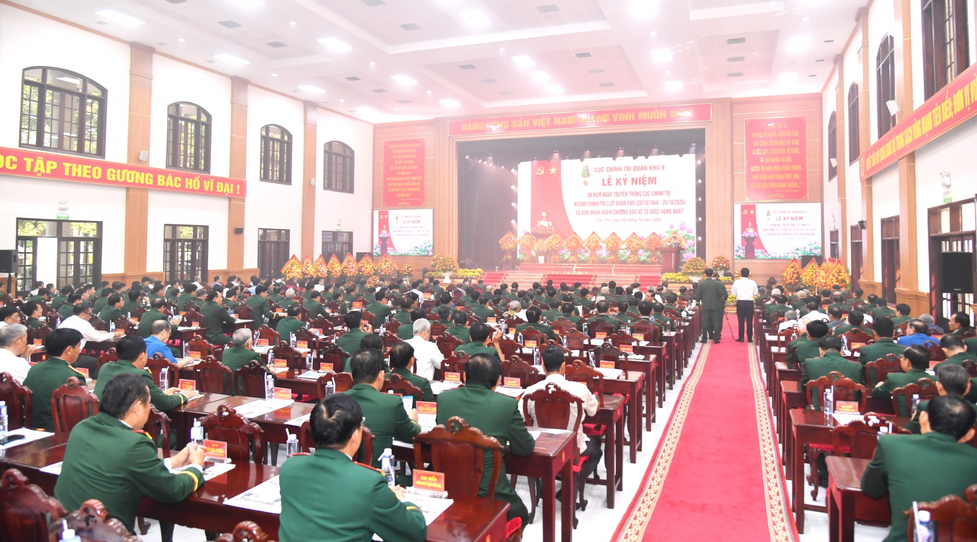 Cục Chính trị Quân khu 9 kỷ niệm 80 năm thành lập và đón nhận Huân chương Bảo vệ Tổ quốc hạng Nhất