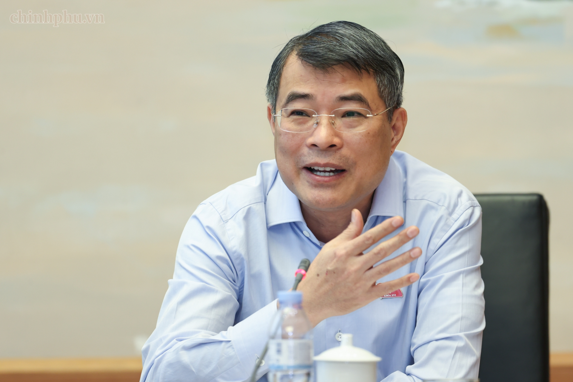 thu tuong thuoc thiet bi y te bi doi gia cao gay thiet hai lon cho ca nguoi benh va nha nuoc