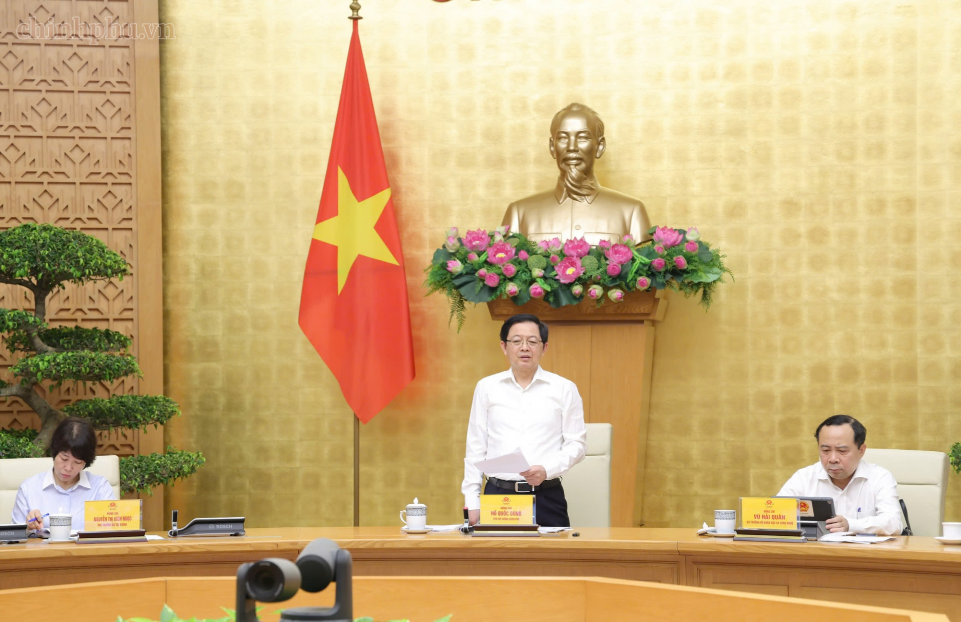 Năm 2027, ít nhất 30% đề tài nghiên cứu phải gắn với doanh nghiệp