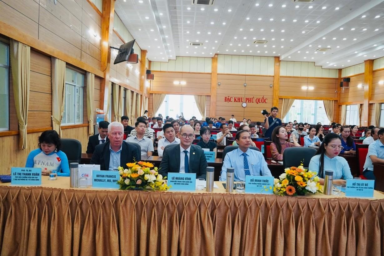Phú Quốc nâng tầm y tế cộng đồng và chuẩn bị vững chắc cho APEC 2027 Phú Quốc nâng tầm y tế cộng đồng và chuẩn bị vững chắc cho APEC 2027
