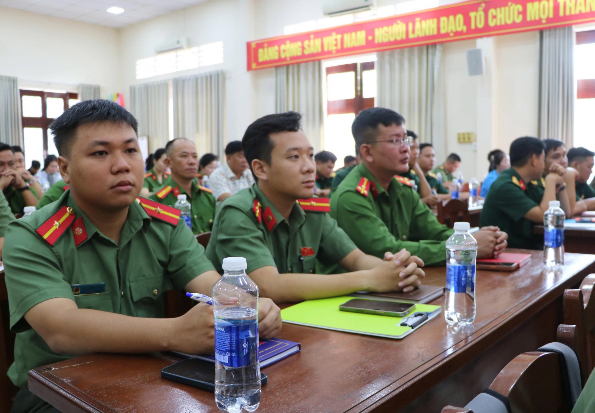 Khai giảng lớp bồi dưỡng an ninh, y tế và ứng phó khẩn cấp phục vụ APEC 2027 tại Phú Quốc Khai giảng lớp bồi dưỡng an ninh, y tế và ứng phó khẩn cấp phục vụ APEC 2027 tại Phú Quốc