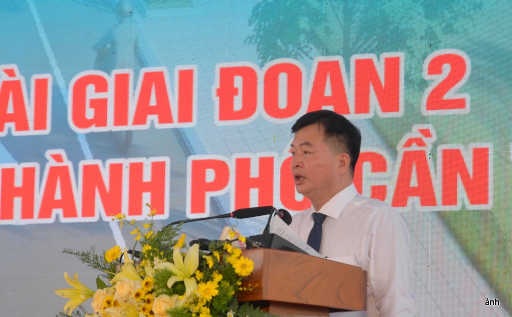 Khởi công đường Nguyễn Văn Cừ nối dài, mở rộng không gian phát triển đô thị Cần Thơ Khởi công đường Nguyễn Văn Cừ nối dài, mở rộng không gian phát triển đô thị Cần Thơ