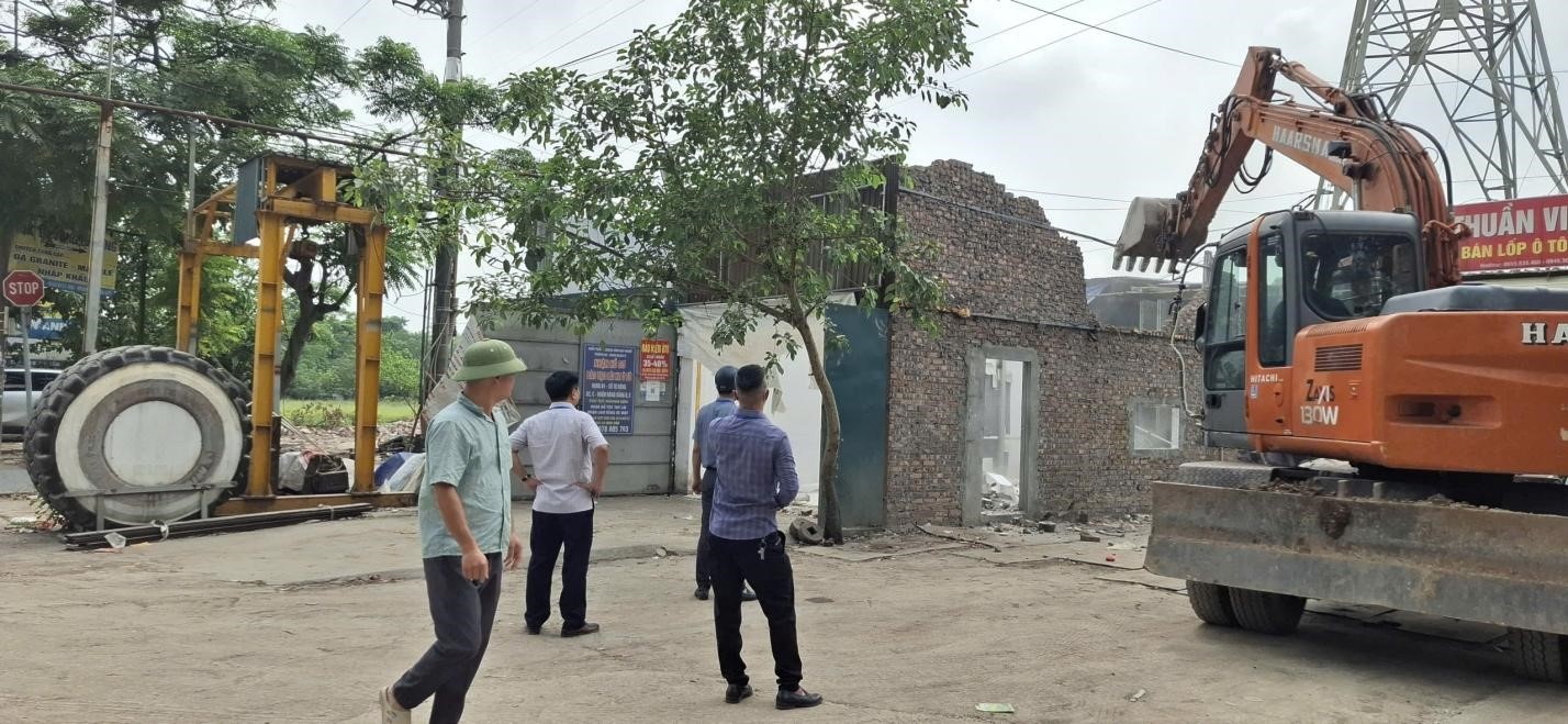 Xã Đại Thanh (Hà Nội): Quyết liệt triển khai Kết luận 114, kiên quyết xử lý dứt điểm các công trình vi phạm đất đai và PCCC Xã Đại Thanh (Hà Nội): Quyết liệt triển khai Kết luận 114, kiên quyết xử lý dứt điểm các công trình vi phạm đất đai và PCCC