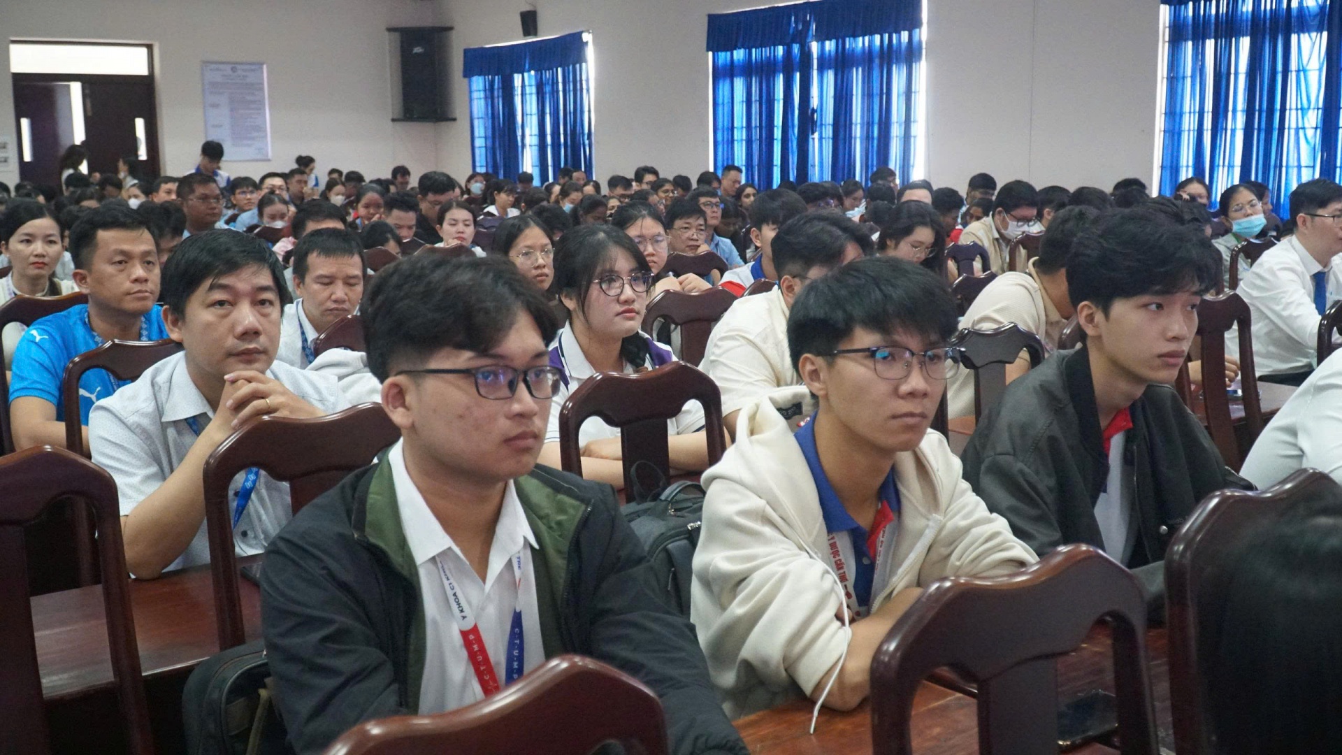 Trường Đại học Y Dược Cần Thơ thúc đẩy nghiên cứu khoa học trong học viên, sinh viên Trường Đại học Y Dược Cần Thơ thúc đẩy nghiên cứu khoa học trong học viên, sinh viên