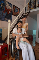 chuyen tinh nu sinh truong y voi chang trai liet tu chi