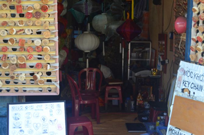 Kỳ b&amp;amp;iacute; tục lệ cho thần t&amp;amp;agrave;i hưởng &amp;amp;ldquo;nhũ hoa&amp;amp;rdquo; ở Hội An - Ảnh 2