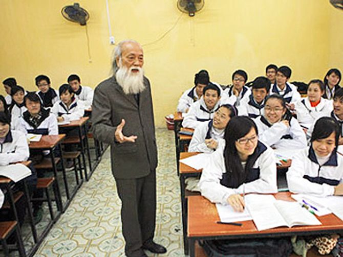 D&amp;amp;acirc;n mạng th&amp;amp;iacute;ch th&amp;amp;uacute; với lời ch&amp;amp;uacute;c tết của thầy Văn Như Cương - Ảnh 1