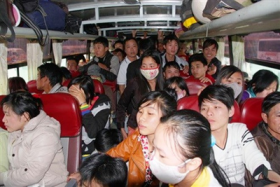 cong bo 11 so dien thoai duong day nong phan anh nha xe tang gia ve nhoi nhet khach