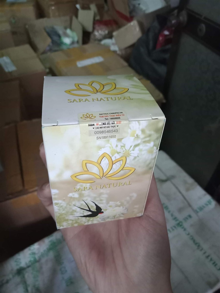 Hơn 500 hộp mặt nạ collagen Sara Natural bị tiêu hủy do không có số công bố và địa chỉ nhà sản xuất