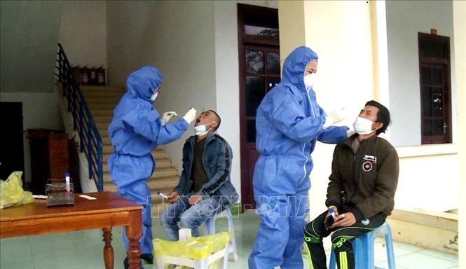 Quảng Bình cách ly y tế 3 trường hợp nhập cảnh trái phép