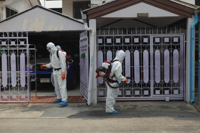 Nhiều Chính phủ tăng cường các biện pháp ứng phó với Covid-19