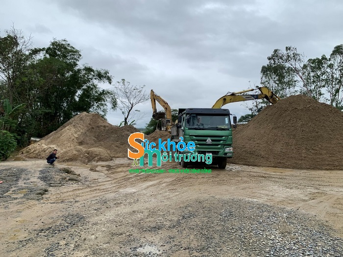 Công ty Hoàng Ân (Quảng Nam): Khai thác cát trái phép, ảnh hưởng môi trường sinh thái