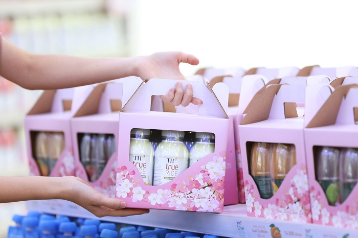 Chắt chiu tinh túy từ thiên nhiên - Hành trình bền bỉ của TH mang tới hạnh phúc đích thực cho người tiêu dùng