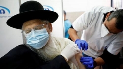 nhieu nguoi bi soc phan ve sau khi tiem vaccine ngua covid 19