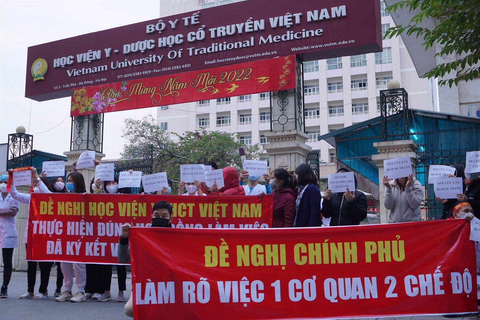 Bộ Y tế chỉ đạo giải quyết dứt điểm nợ lơng tại Bệnh viện Tuệ Tĩnh