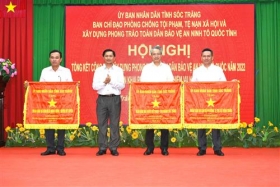 bo cong an tang bang khen cho 11 tap the trong thuc hien phong trao toan dan bao ve an ninh to quoc